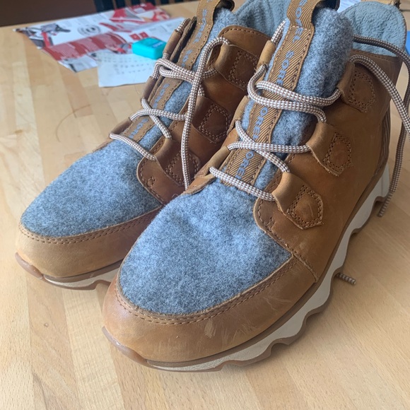 Sorel camel colored boots- worn ONCE. Excellent condition. - Picture 6 of 8